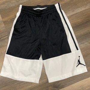 Jordan Shorts Small